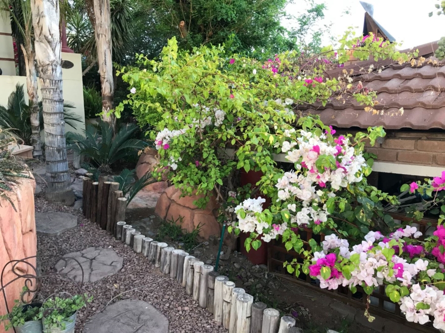 4 Bedroom Property for Sale in Keidebees Northern Cape